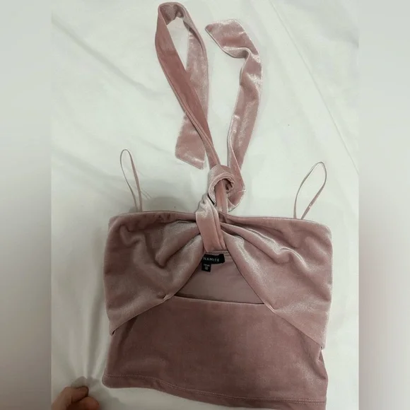 Velvet halter top - Picture 2 of 3